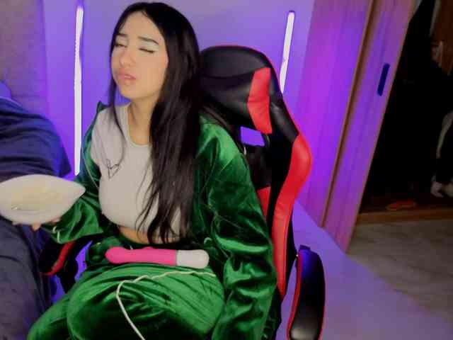 MaloryTay11 webcam