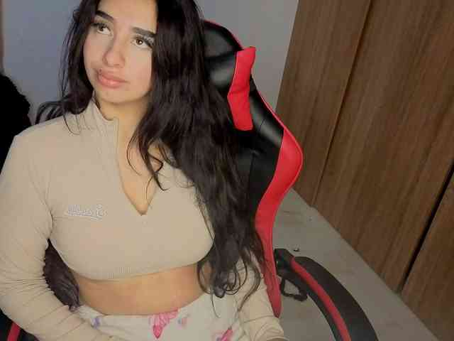 MaloryTay11 webcam