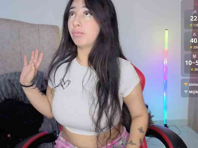 MaloryTay11 webcam