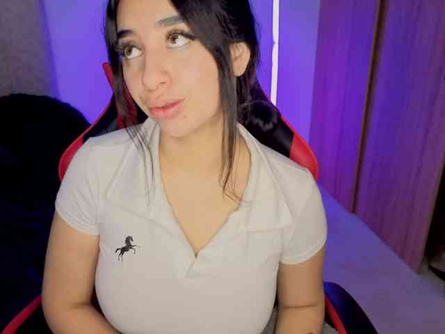 Modèle: MaloryTay11