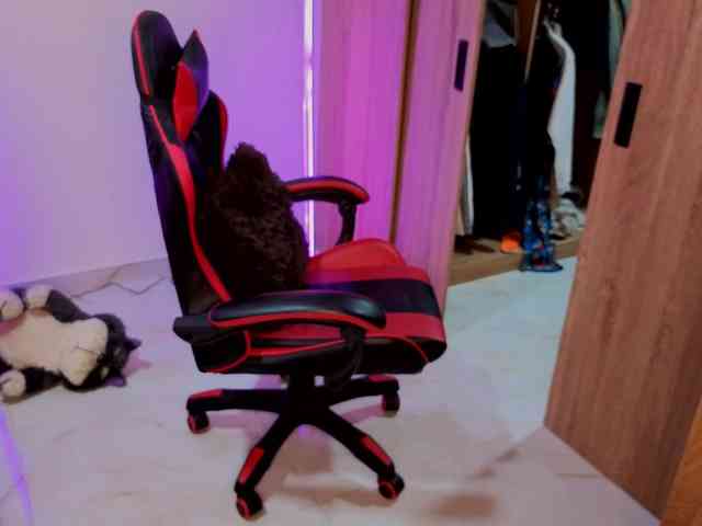 MaloryTay11 webcam