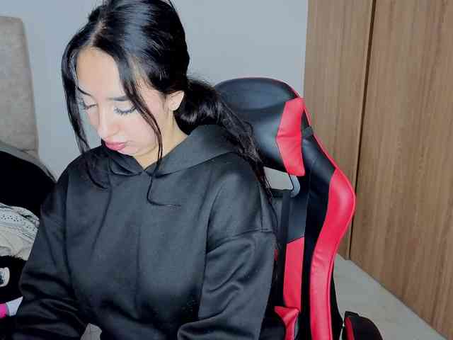 MaloryTay11 webcam