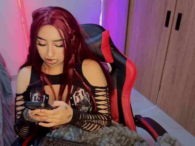 MaloryTay11 webcam