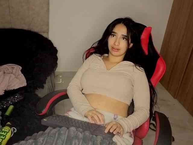 MaloryTay11 webcam