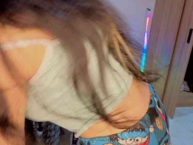 MaloryTay11 webcam