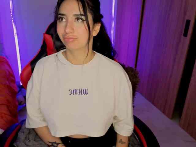 MaloryTay11 webcam