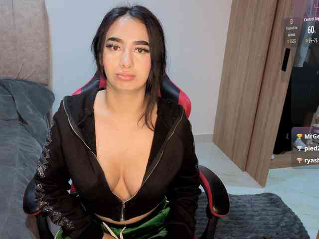 MaloryTay11 webcam
