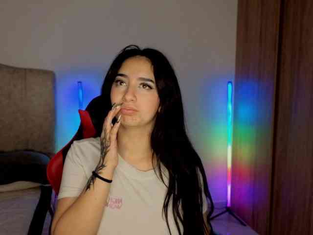 MaloryTay11 webcam