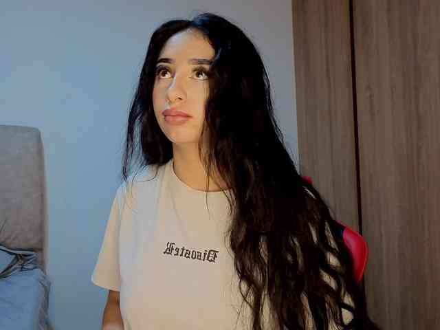 MaloryTay11 webcam