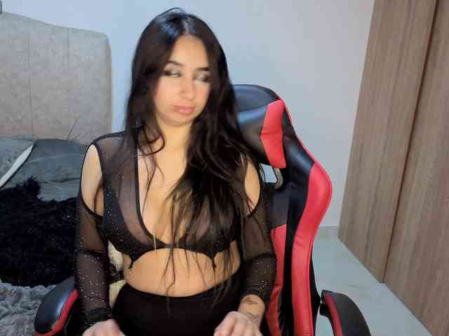 MaloryTay11 webcam