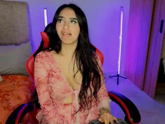 MaloryTay11 webcam