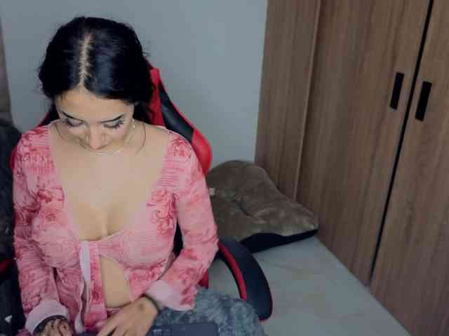 MaloryTay11 webcam