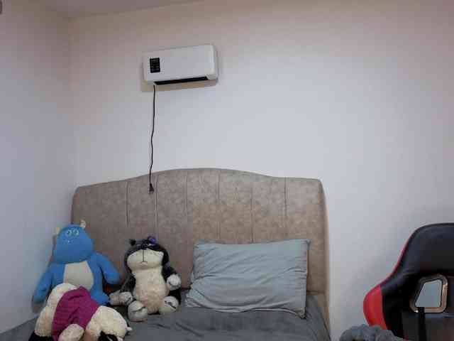 MaloryTay11 webcam