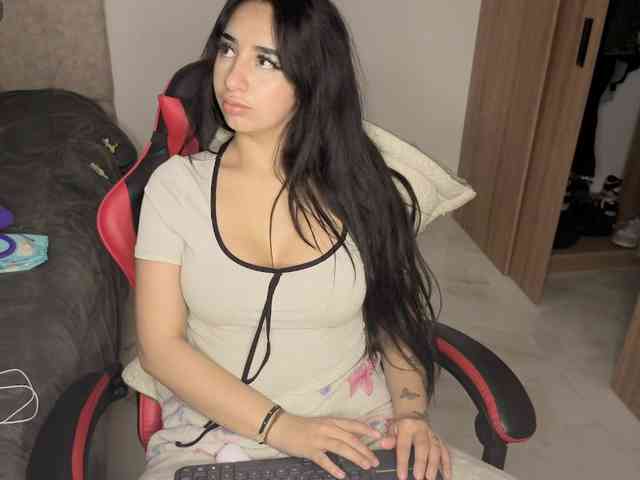MaloryTay11 webcam