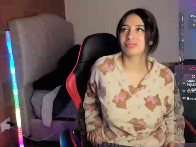 MaloryTay11 webcam