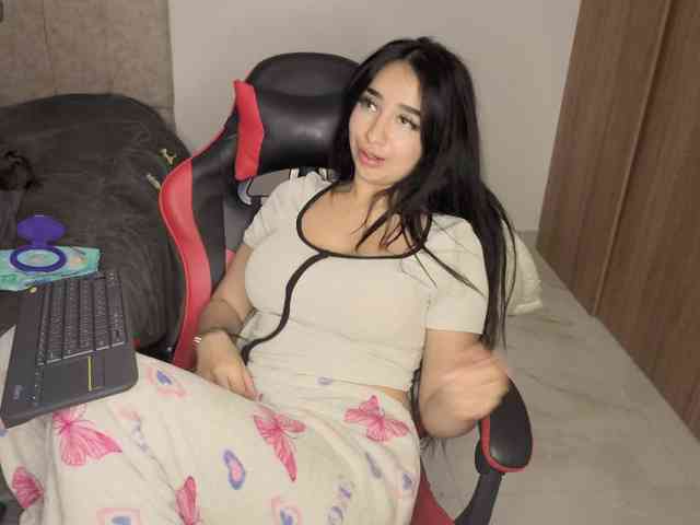MaloryTay11 webcam