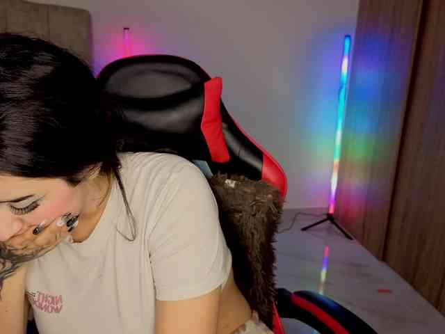 MaloryTay11 webcam