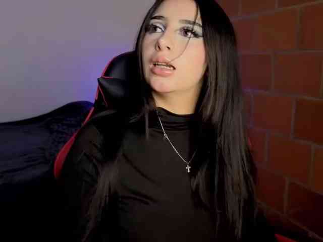 Modèle: MaloryTay11