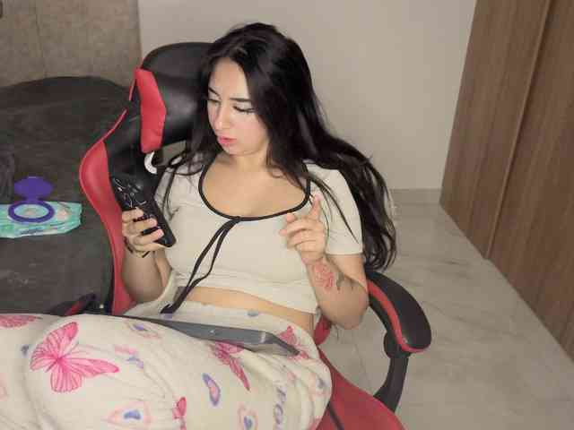MaloryTay11 webcam