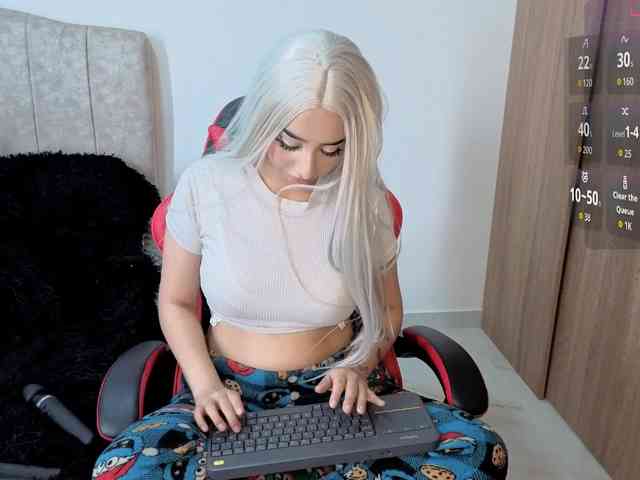 MaloryTay11
