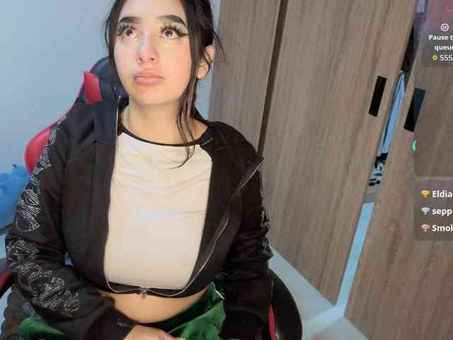 MaloryTay11 webcam