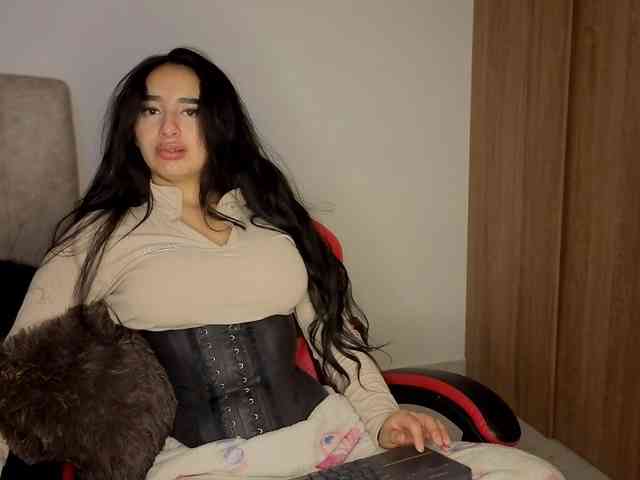 MaloryTay11 webcam