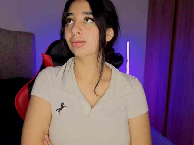 Modèle: MaloryTay11