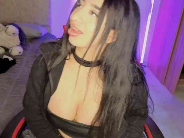 Modèle: MaloryTay11