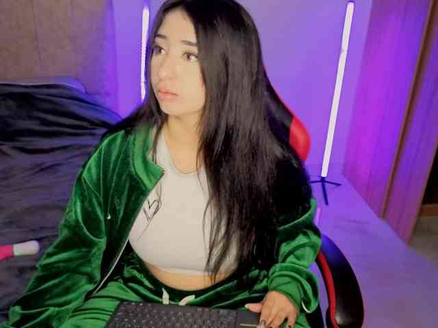 MaloryTay11 webcam