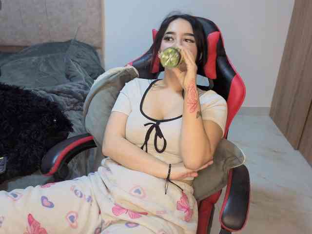 Modèle: MaloryTay11