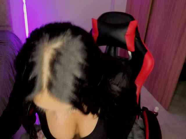 MaloryTay11 webcam