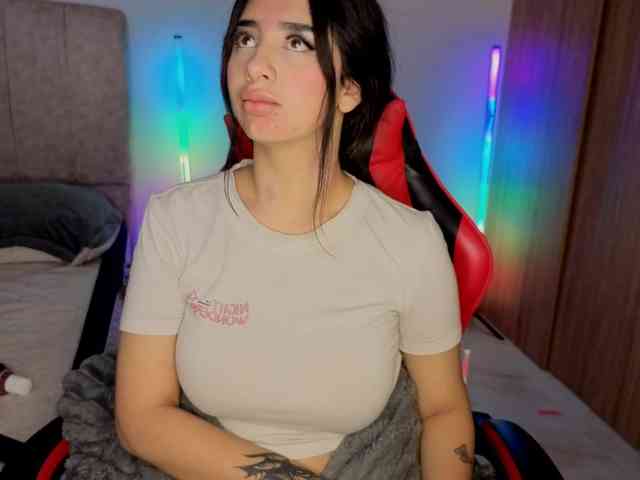 MaloryTay11 webcam