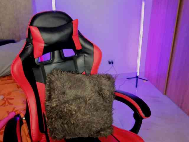 MaloryTay11 webcam