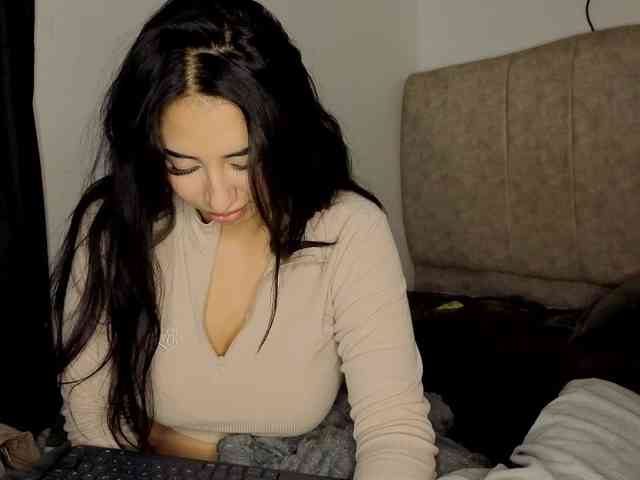 MaloryTay11 webcam
