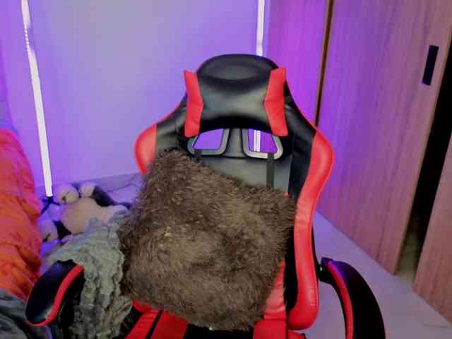 MaloryTay11 webcam