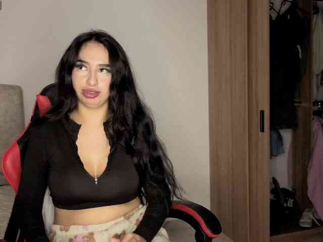 Modèle: MaloryTay11