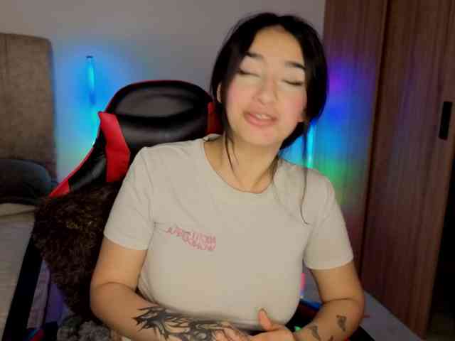 MaloryTay11 webcam