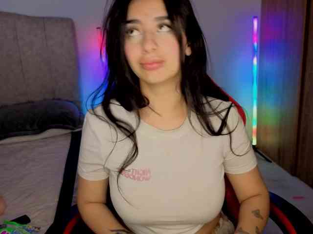MaloryTay11 webcam