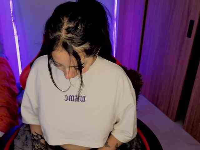 MaloryTay11 webcam