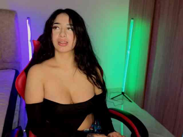 MaloryTay11 MaloryTay11