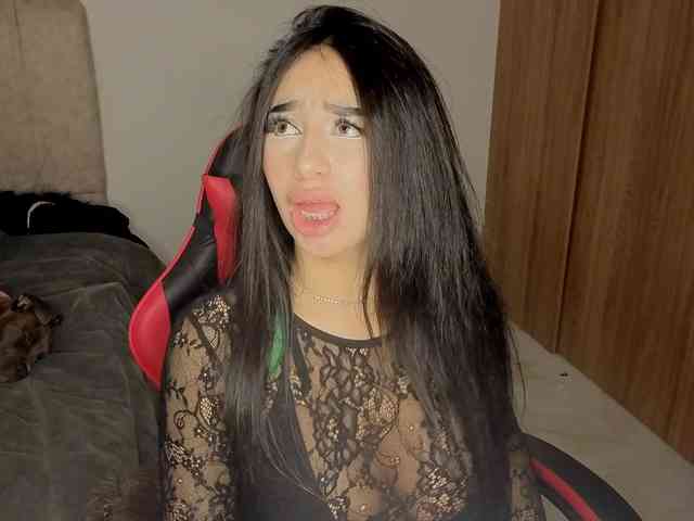 MaloryTay11 webcam