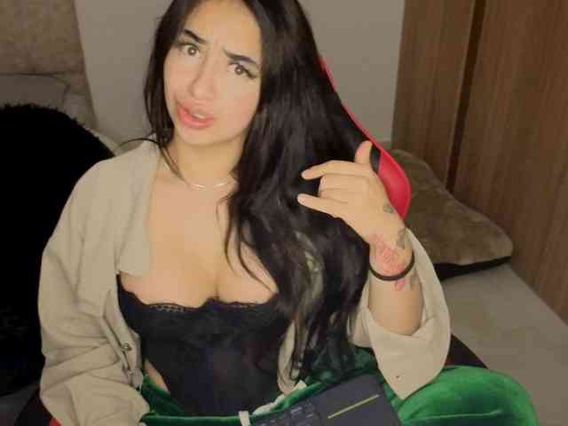 MaloryTay11 webcam