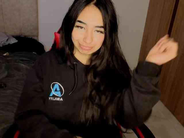 MaloryTay11 webcam
