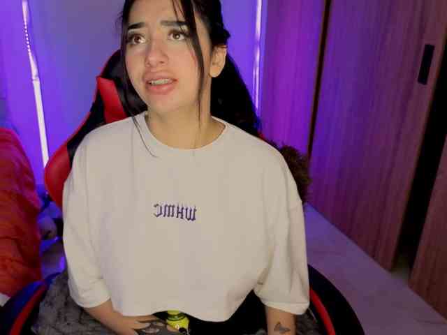 MaloryTay11 webcam