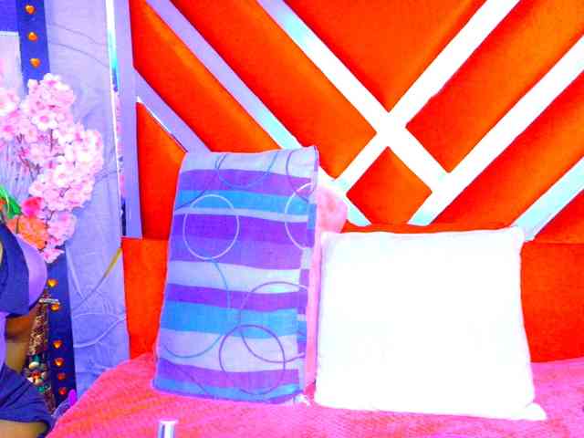 PerlaZultana webcam