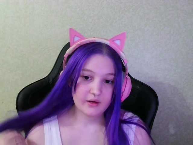  ZoyaFilini chat room