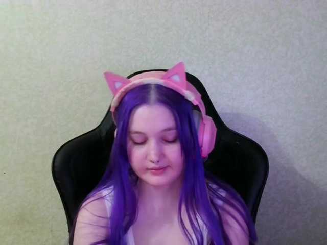  ZoyaFilini chat room