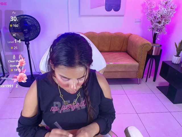 Afrodita-Loren live cam on BongaCams
