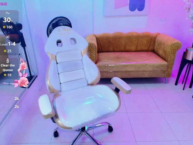 Afrodita-Loren live cam on BongaCams