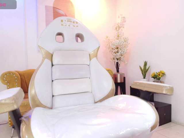 Afrodita-Loren live cam on BongaCams
